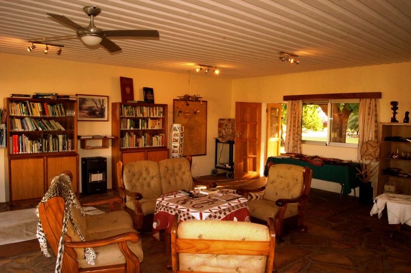Hotel Dornhuegel Guestfarm à Grootfontein Extérieur photo