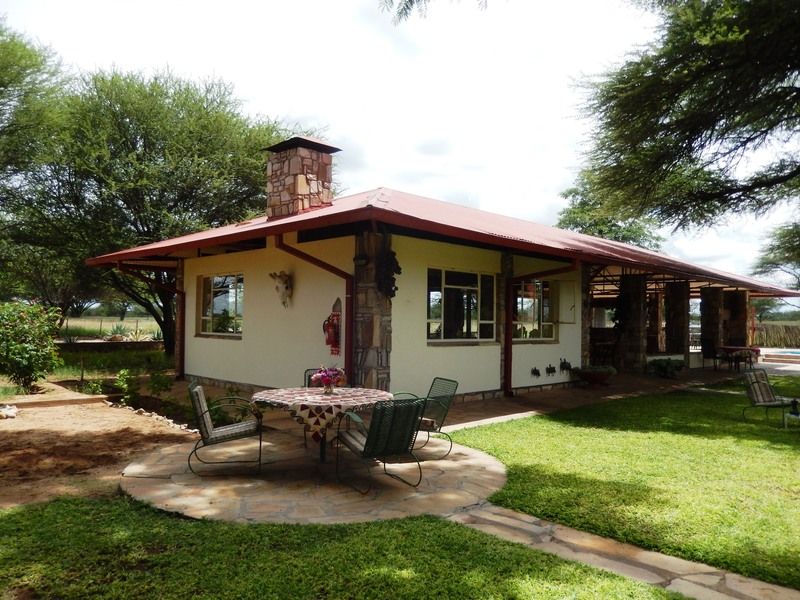Hotel Dornhuegel Guestfarm à Grootfontein Extérieur photo