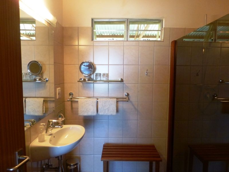 Hotel Dornhuegel Guestfarm à Grootfontein Extérieur photo