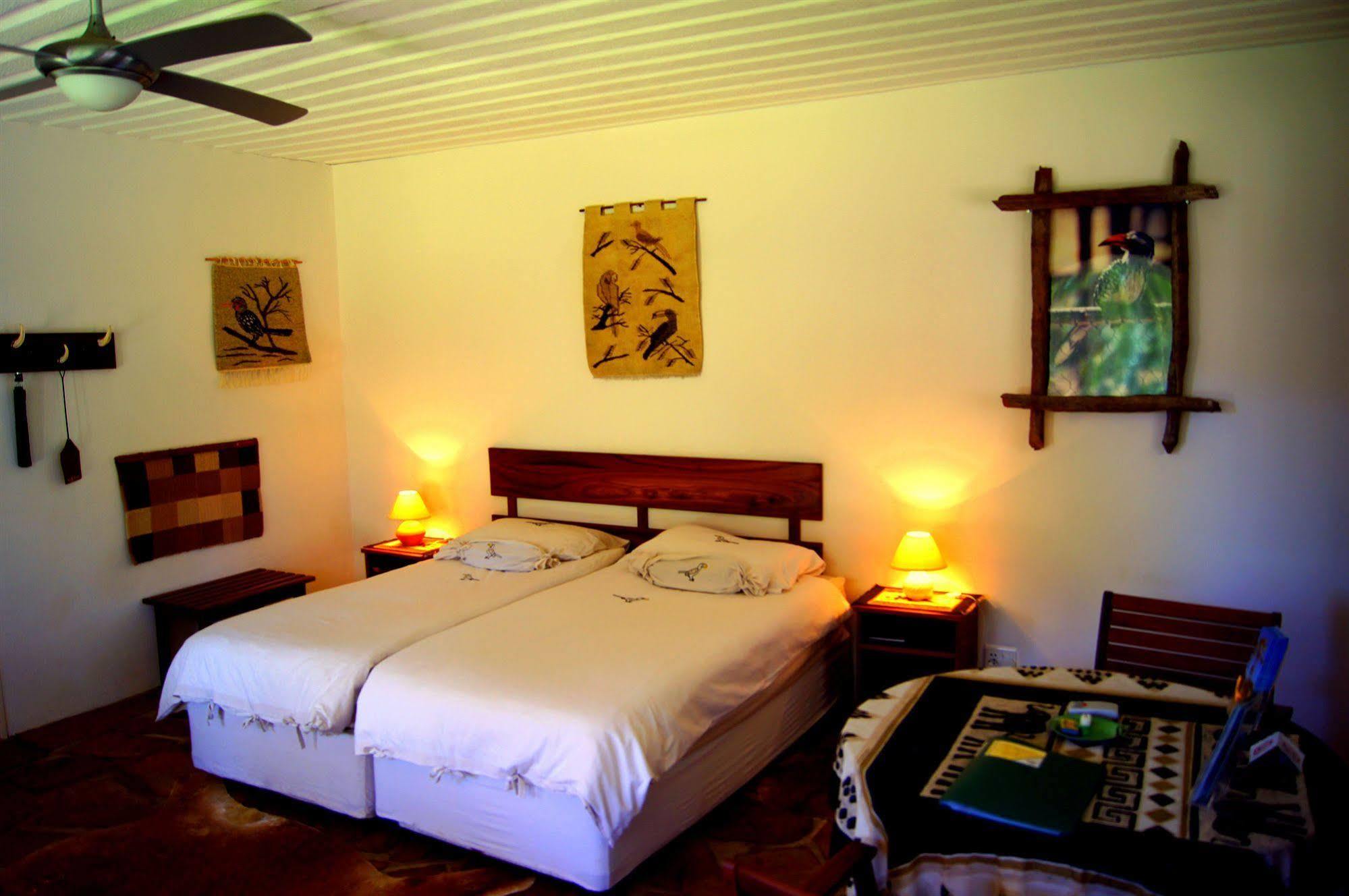Hotel Dornhuegel Guestfarm à Grootfontein Extérieur photo